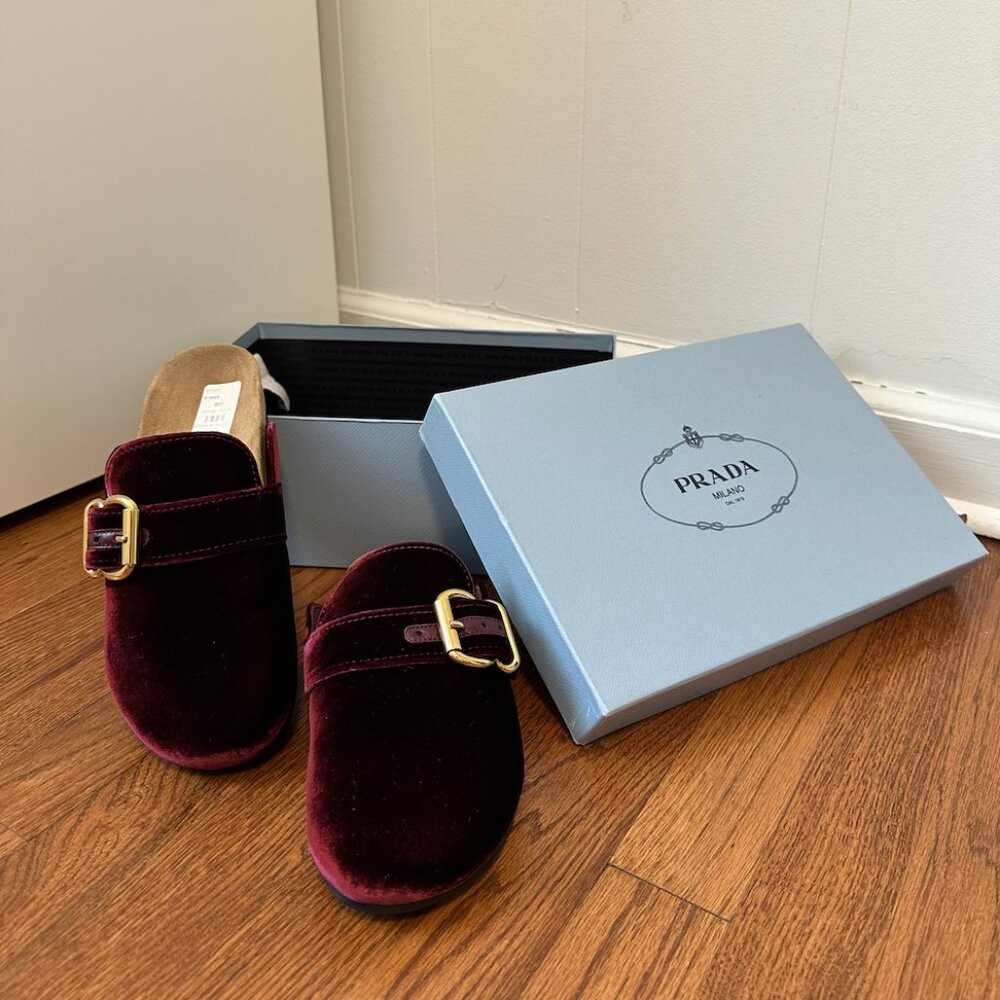 PRADA Velvet Mule Size 10B/40 BRAND NEW